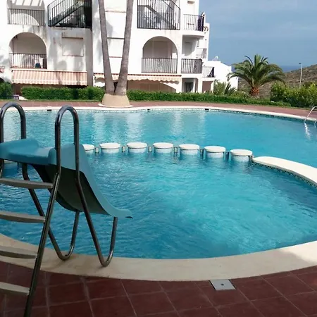 Apartment Relax, Piscina, Playa Y Barbacoa!
