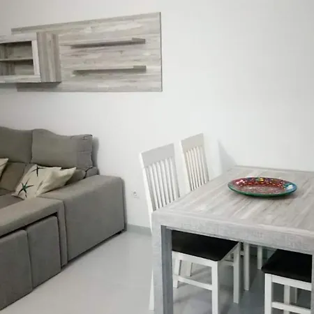 Relax, Piscina, Playa Y Barbacoa! Apartment *